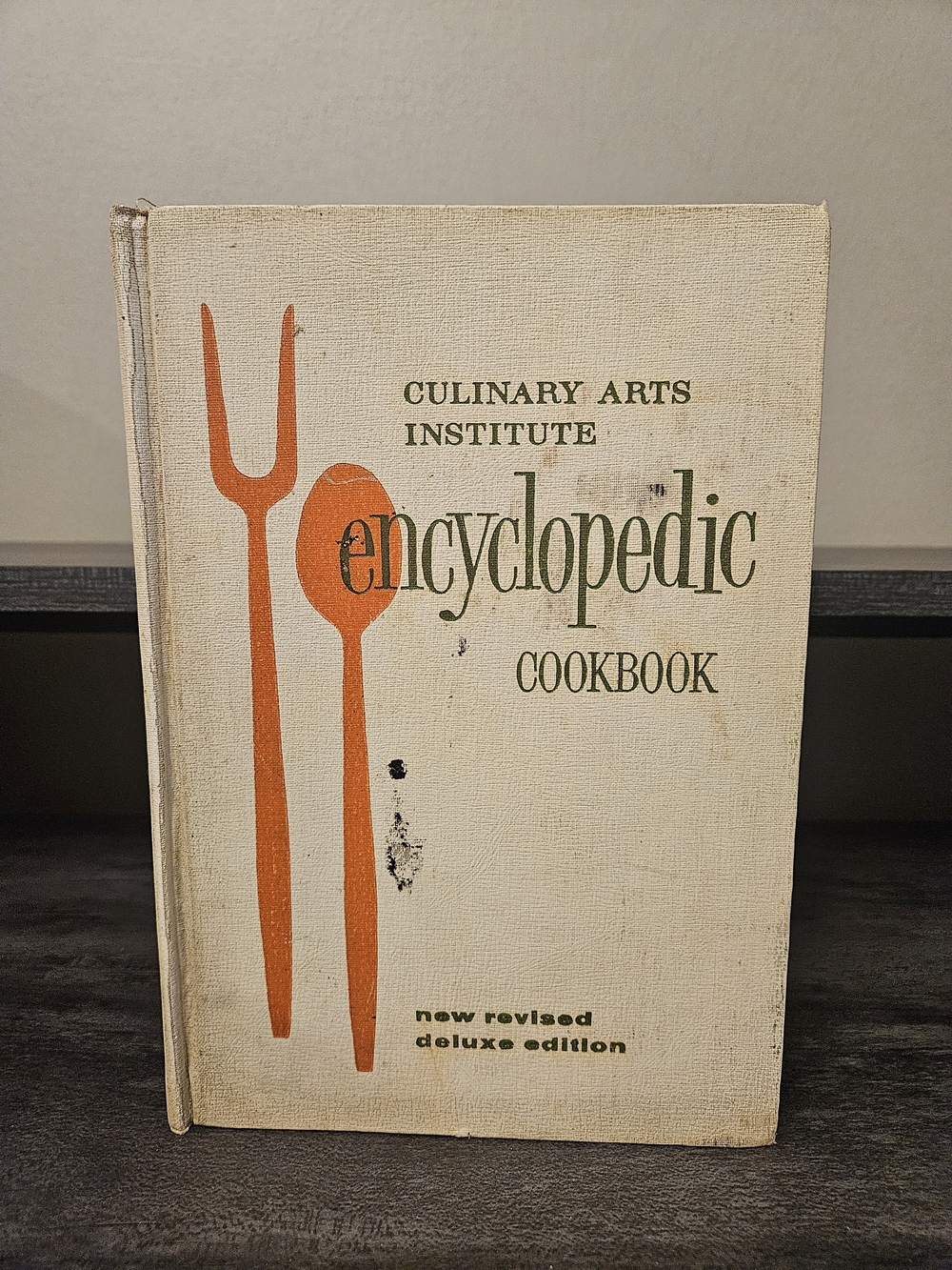 Vintage 1967 Culinary Arts Institute Encyclopedic Cookbook HC Deluxe Ed